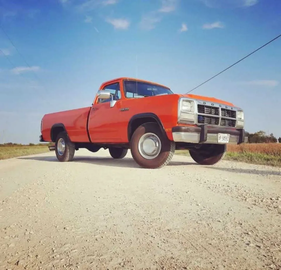 Dodge D250 1991 photo 2