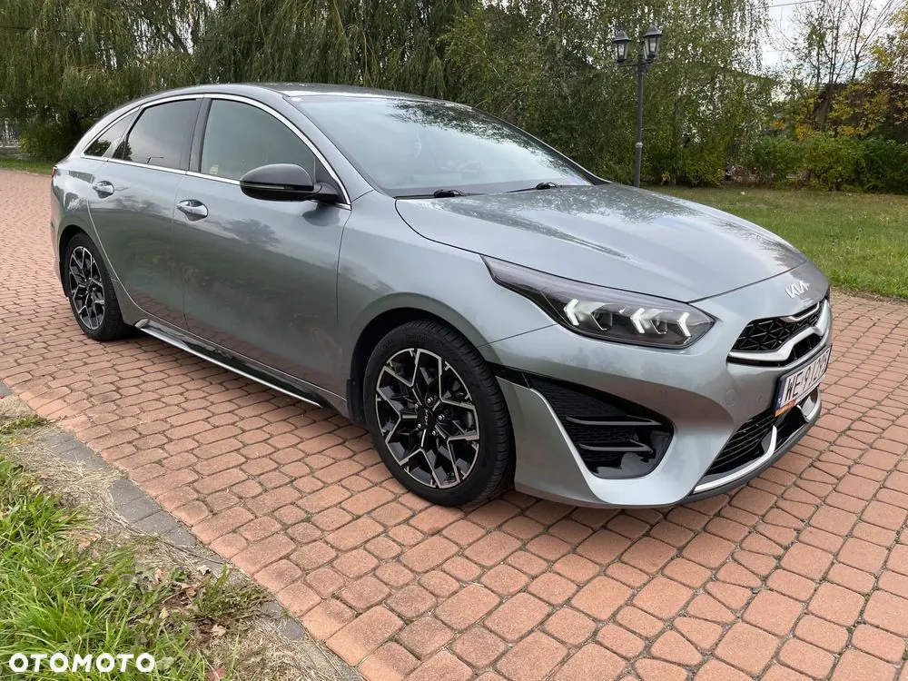 Kia Proceed 2023 photo 2