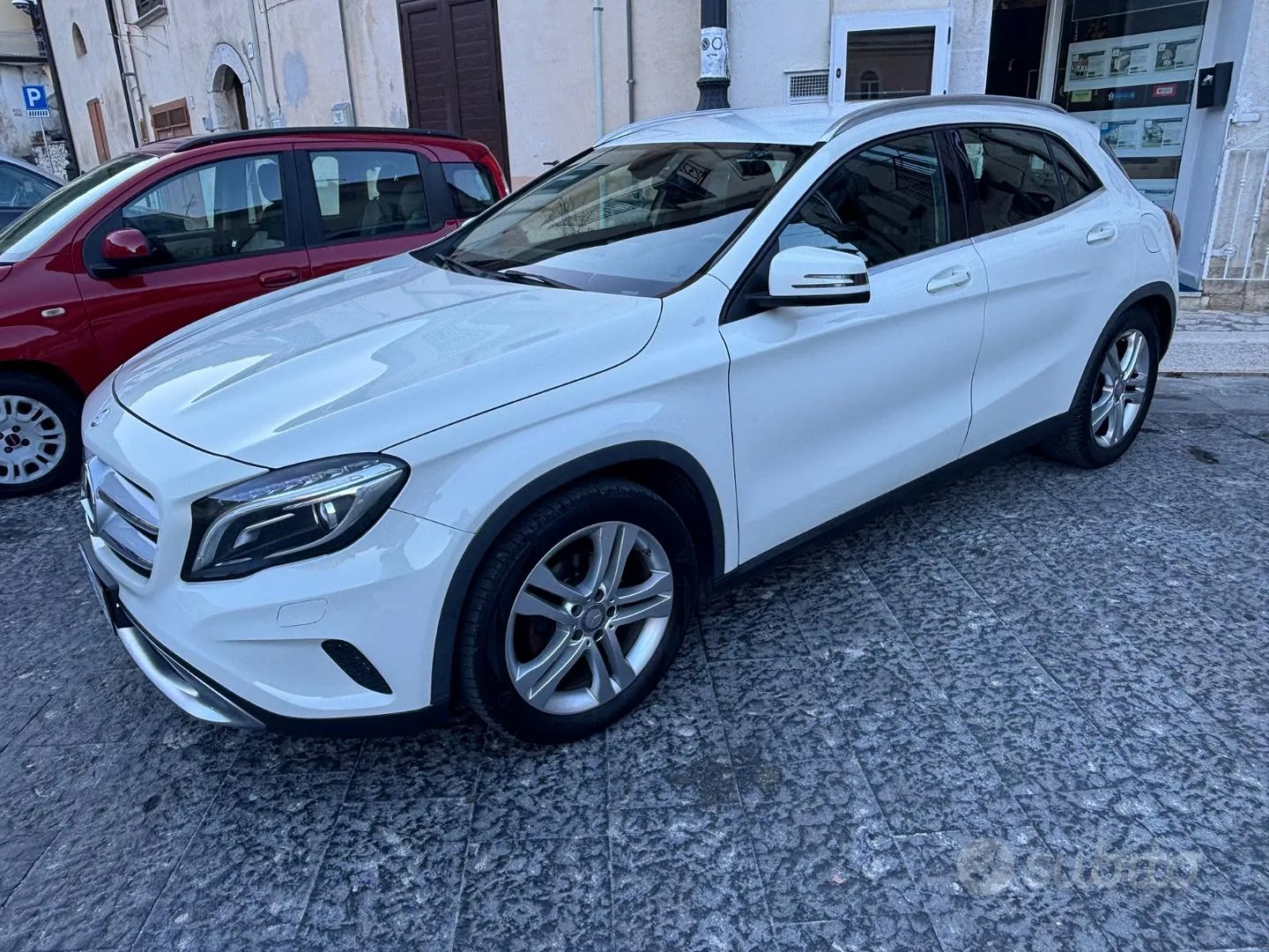 Mercedes-Benz Gla 2015 photo 2