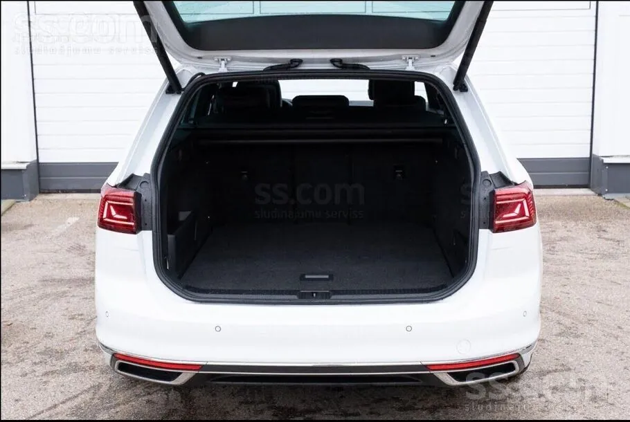 Volkswagen Passat 2023 photo 4