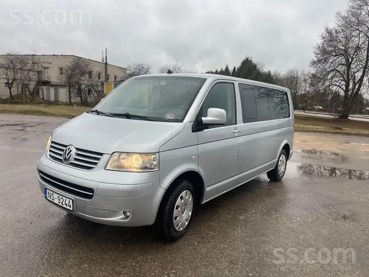 Volkswagen Caravelle
