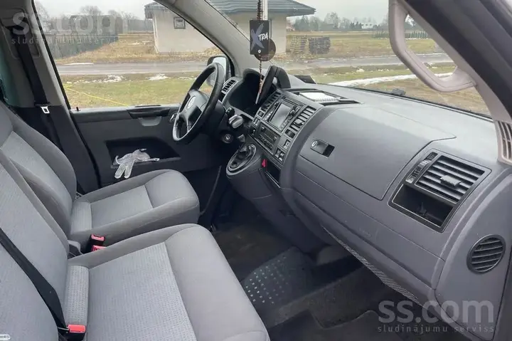 Volkswagen Caravelle 2006 photo 4