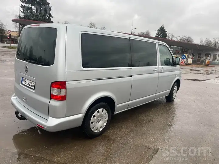 Volkswagen Caravelle 2006 photo 2
