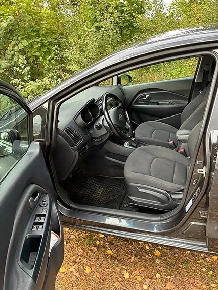 Kia Rio 2015 photo 5
