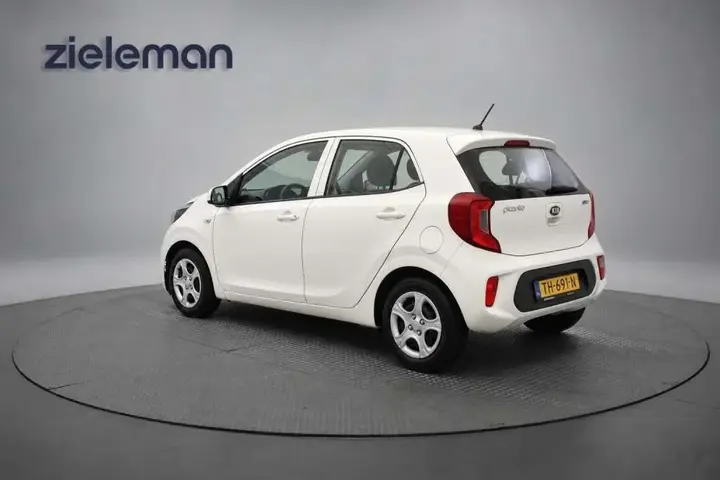 Kia Picanto 2018 photo 3