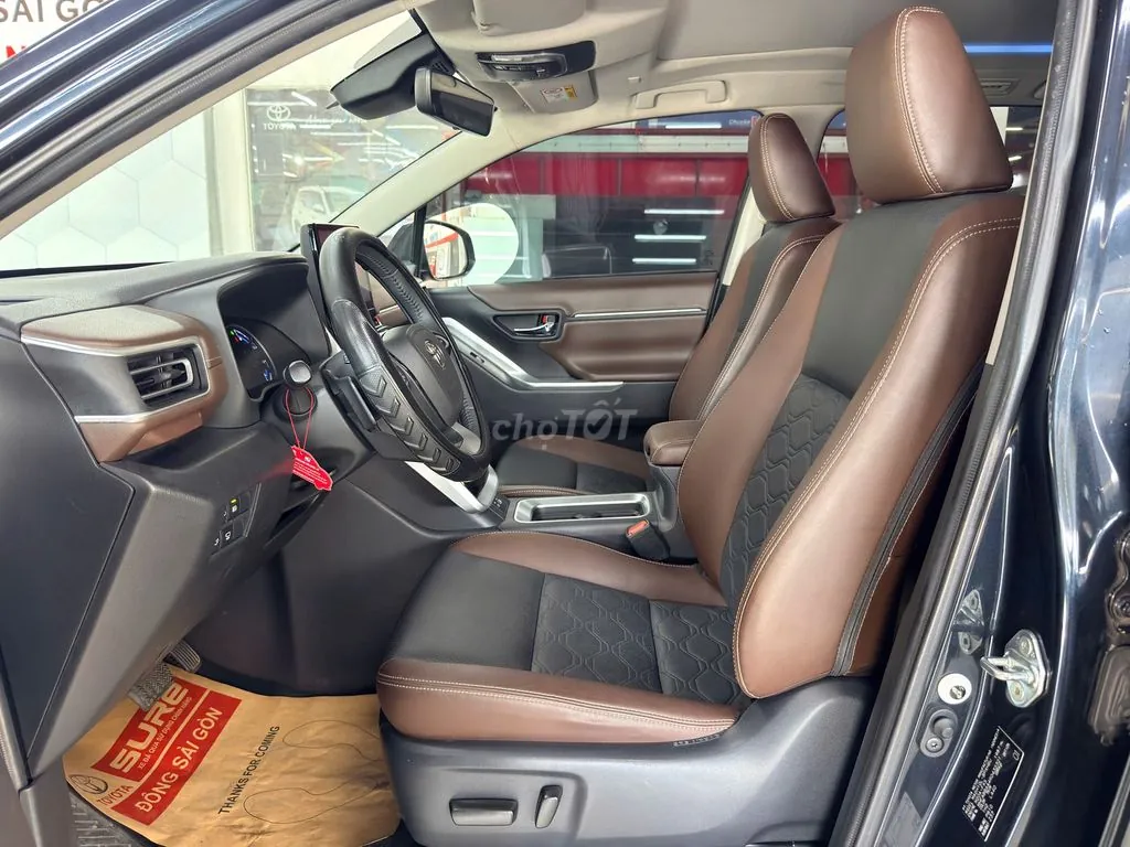 Toyota Innova Cross 2024 photo 4