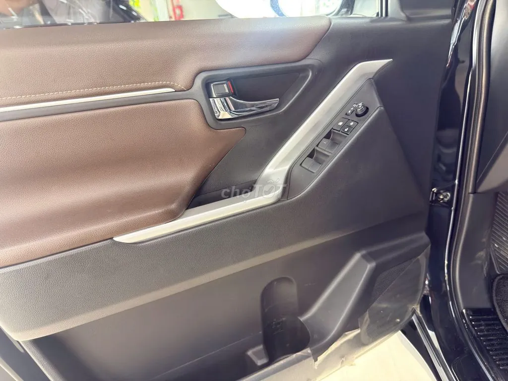Toyota Innova Cross 2024 photo 3