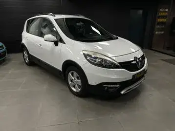 Renault Mégane 2014 photo 3