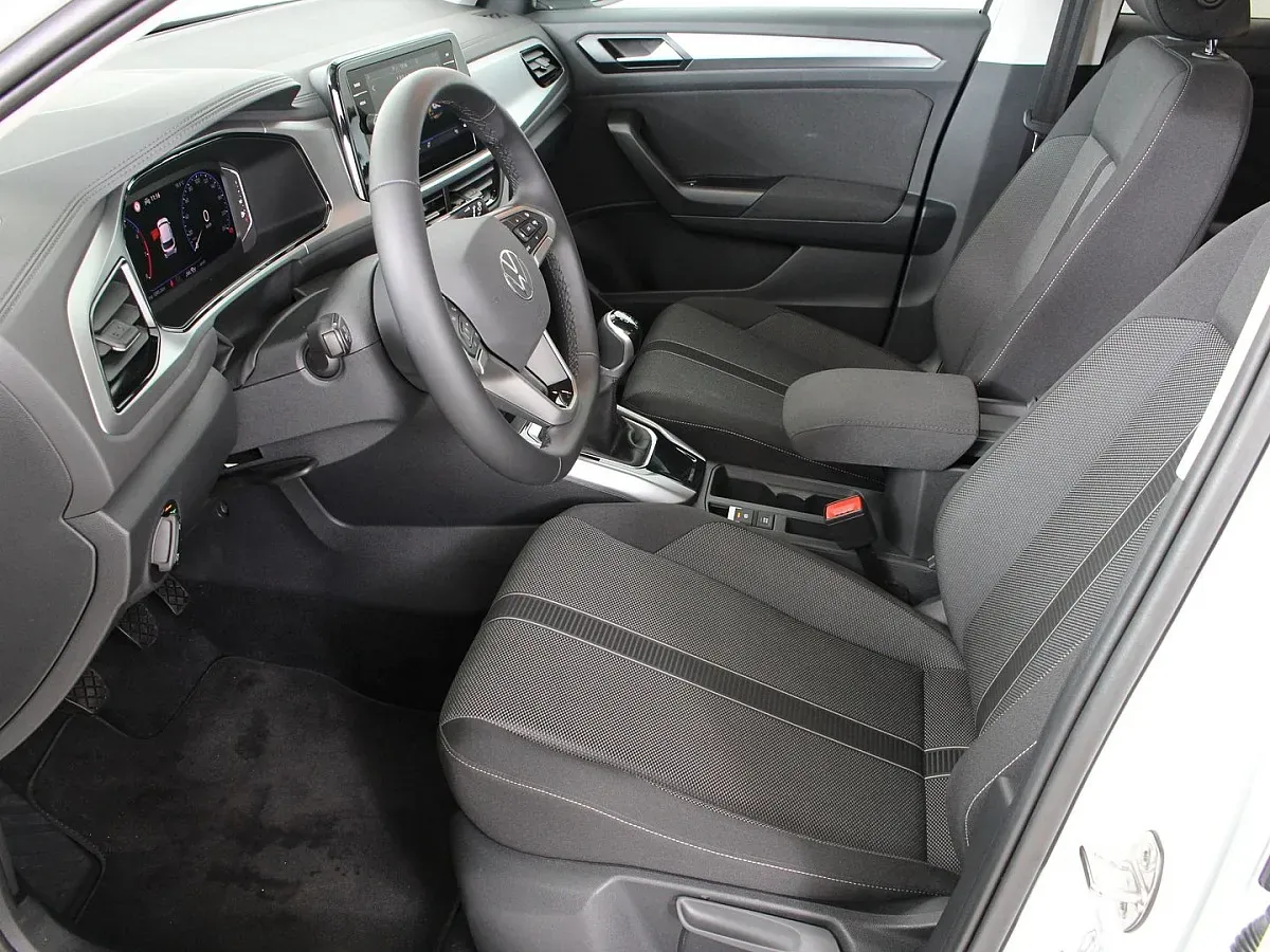Volkswagen T-Roc 2025 photo 3