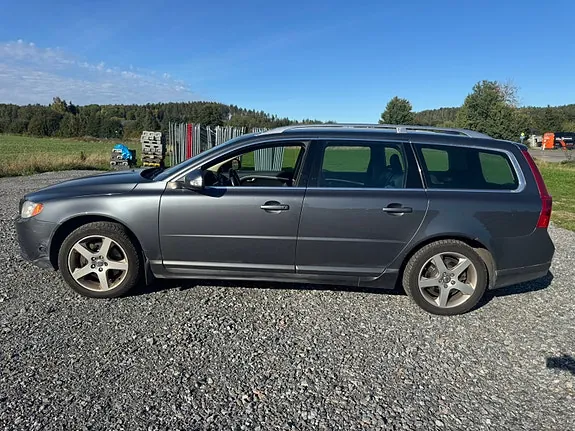 Volvo V70 2008 photo 4
