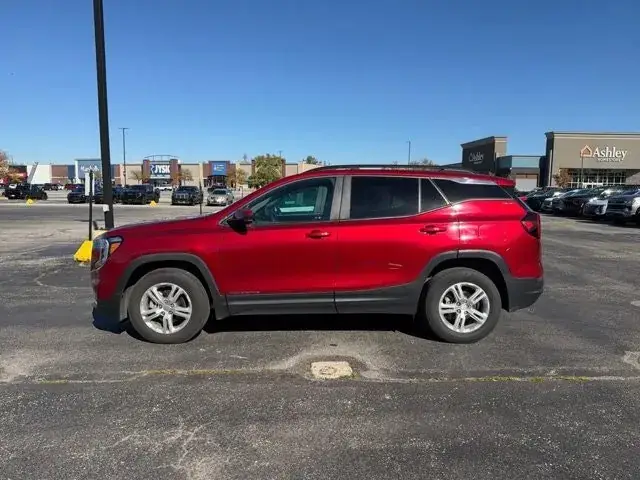 GMC Terrain 2024 photo 3