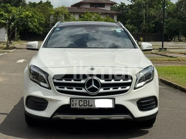 Mercedes-Benz Gla 200 2019 photo 2