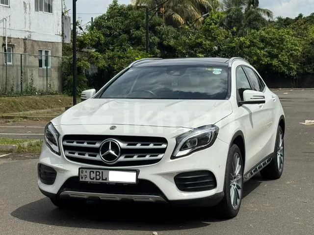 Mercedes-Benz Gla 200 2019 photo 3