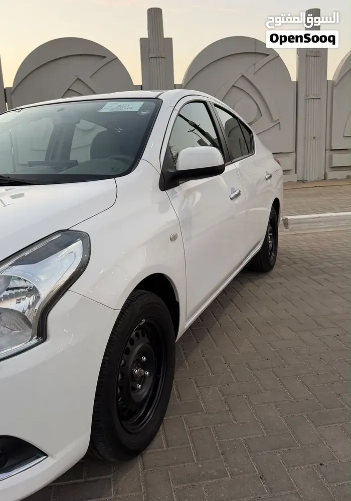 Nissan Sunny 2025 photo 2