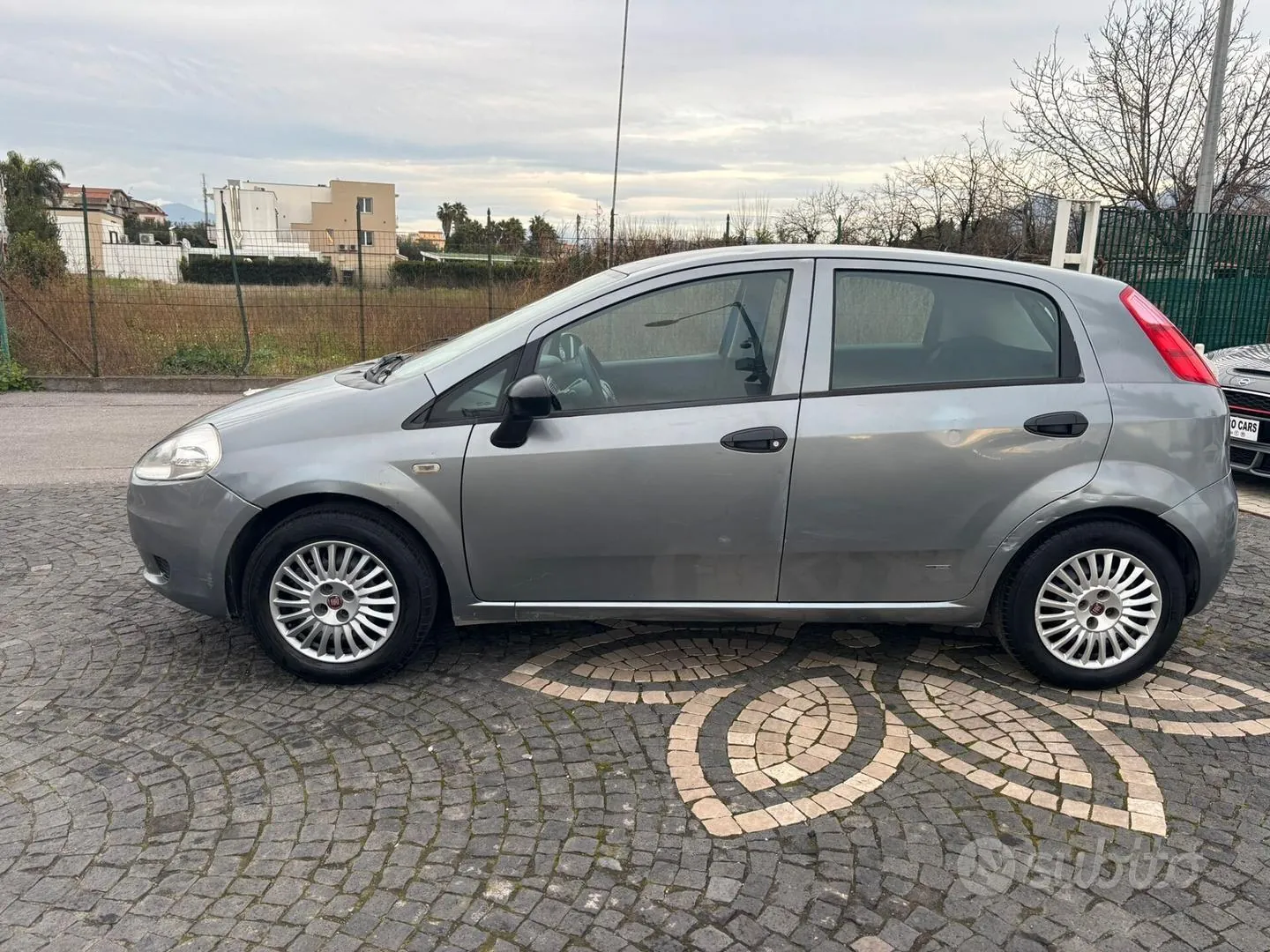 Fiat Grande Punto 2006 photo 3