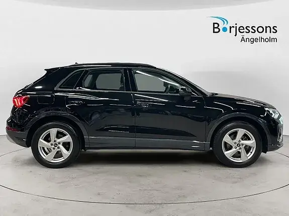 Audi Q3 2025 photo 2