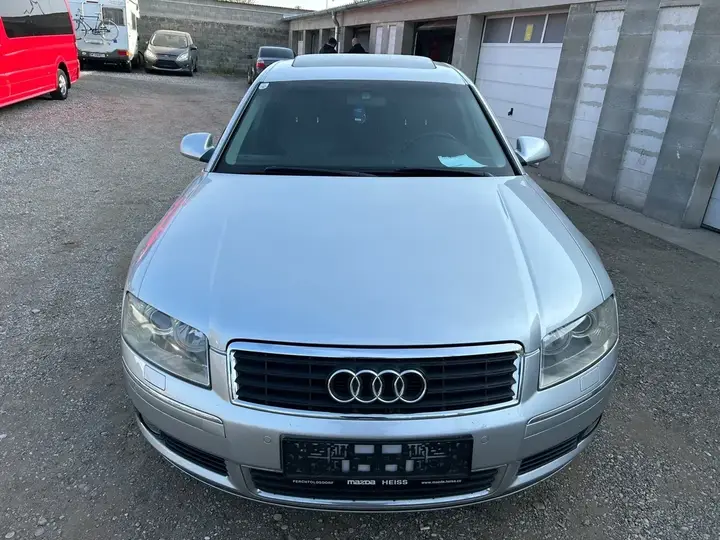 Audi A8 2003 photo 3