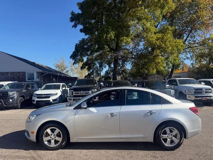 Chevrolet Cruze 2014 photo 4