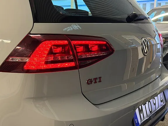 Volkswagen Golf 2016 photo 5