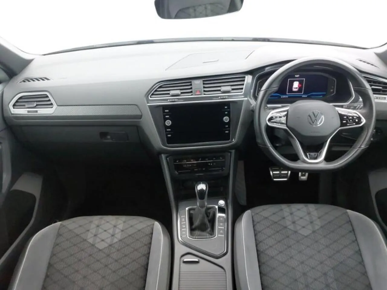 Volkswagen Tiguan 2023 photo 3