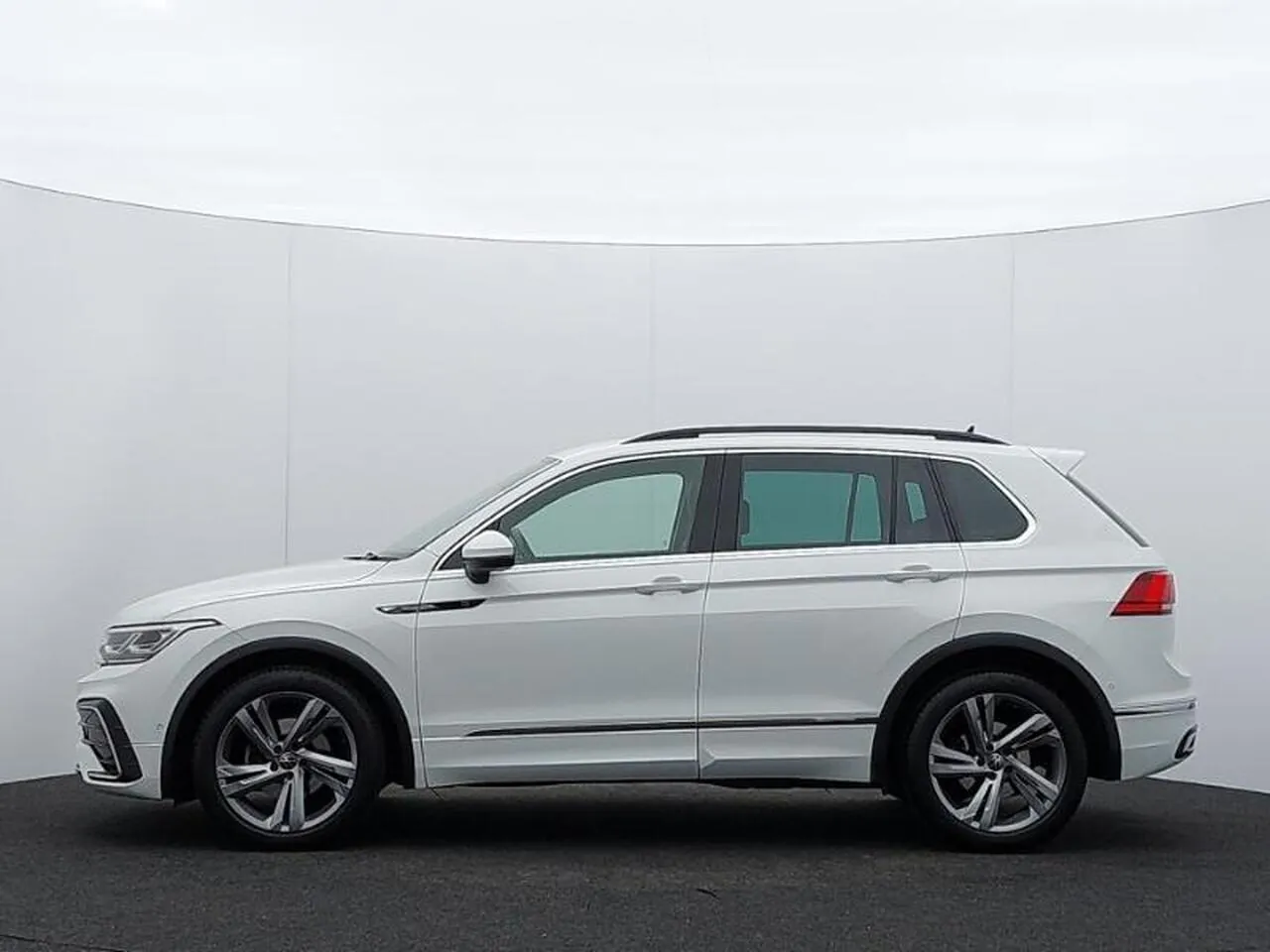Volkswagen Tiguan 2023 photo 4