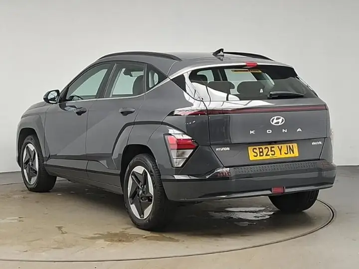 Hyundai Kona 2025 photo 2