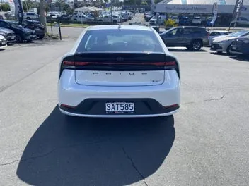 Toyota Prius 2023 photo 4