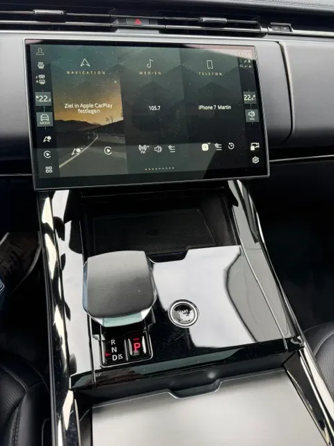 Land Rover Range Rover Sport 2026 photo 2