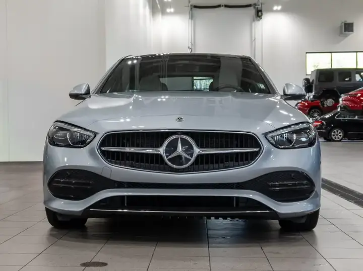 Mercedes-Benz C-Class 2026 photo 5