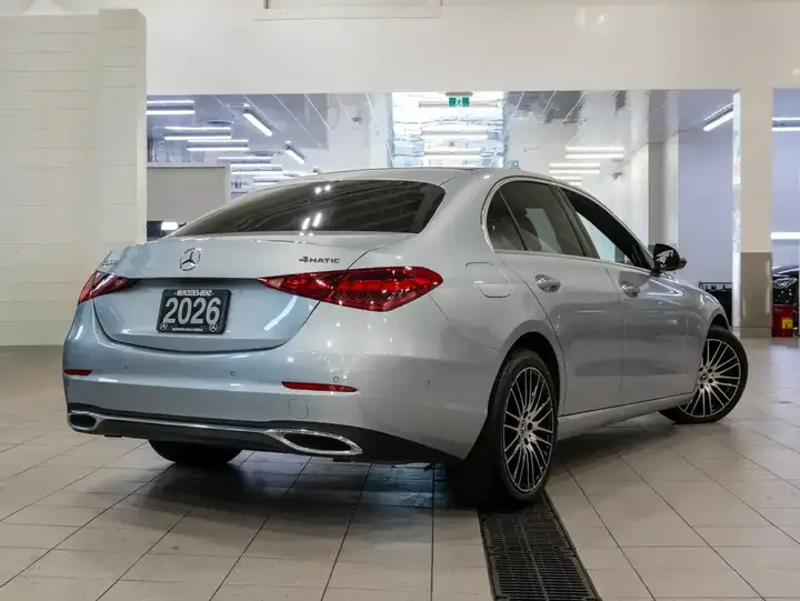 Mercedes-Benz C-Class 2026 photo 3
