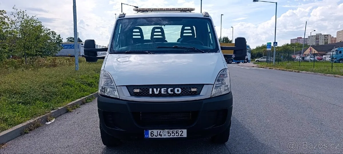 Iveco Daily 2022 photo 2