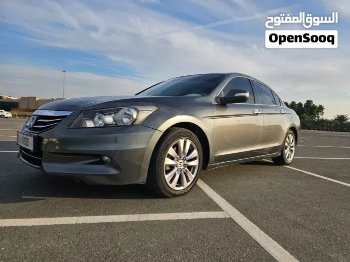Honda Accord 2012 photo 2