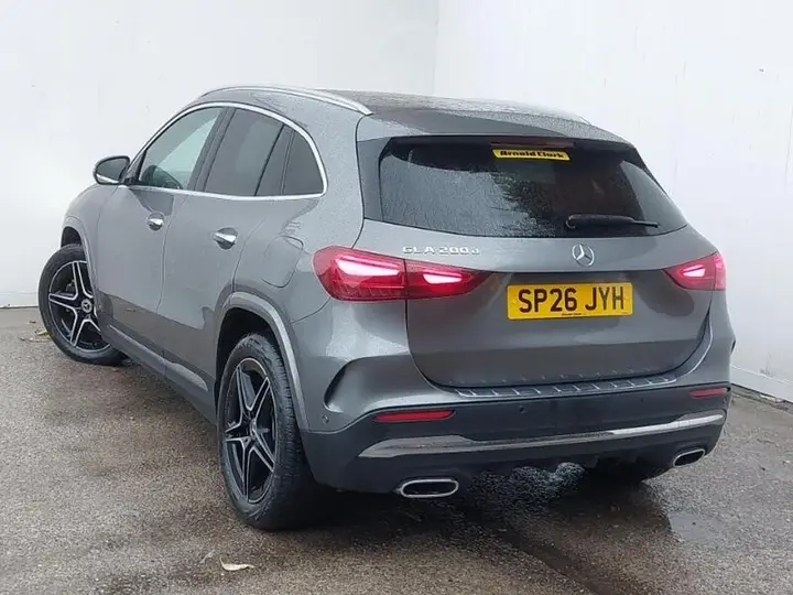 Mercedes-Benz Gla 2026 photo 2