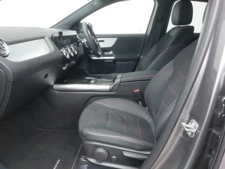 Mercedes-Benz Gla 2026 photo 5