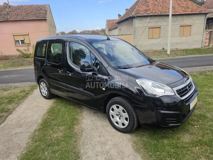 Peugeot Partner 2015 photo 2