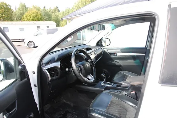 Toyota Hilux 2021 photo 5