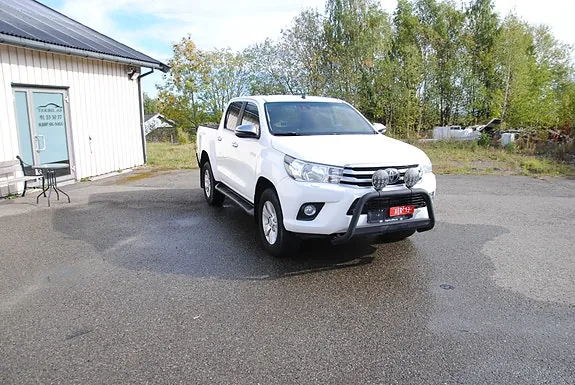 Toyota Hilux 2021 photo 2