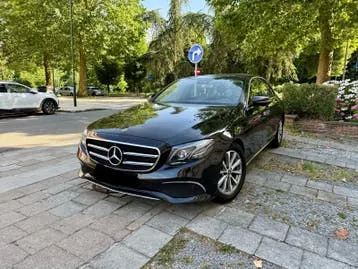 Mercedes-Benz E200