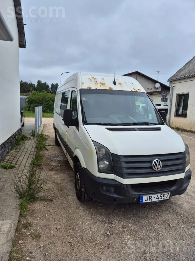 Volkswagen Crafter 2012 photo 2