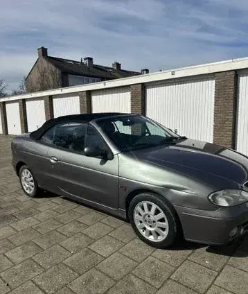 Renault Megane 2002 photo 2