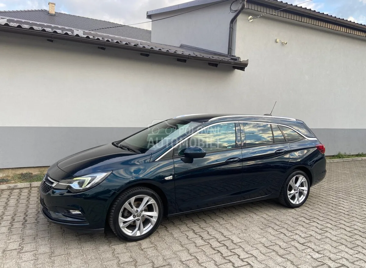 Opel Astra K 2016 photo 2