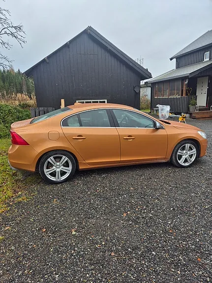 Volvo S60 2013 photo 3