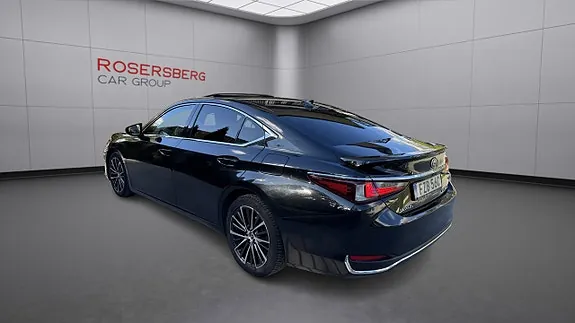 Lexus Es300H 2023 photo 3
