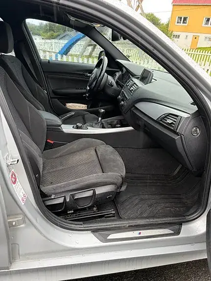 BMW 116D 2012 photo 3