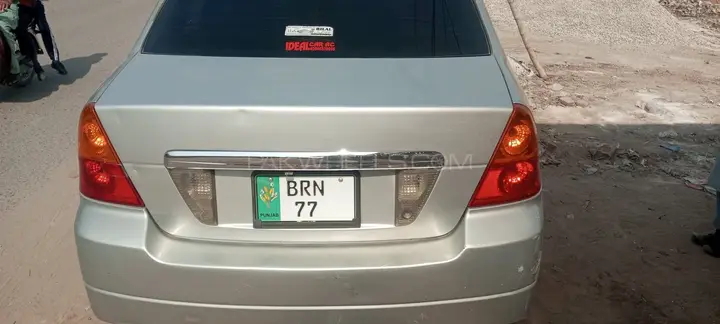 Suzuki Liana