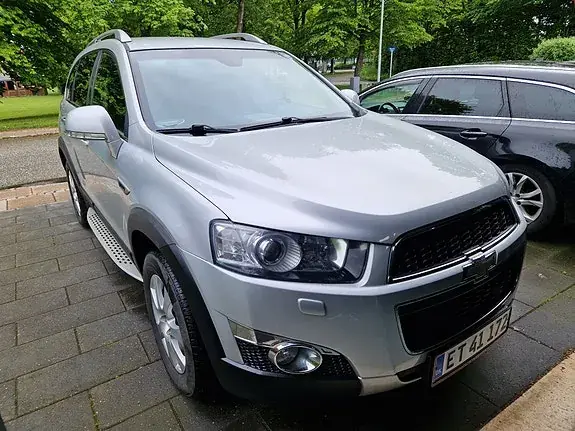 Chevrolet Captiva 2012 photo 2