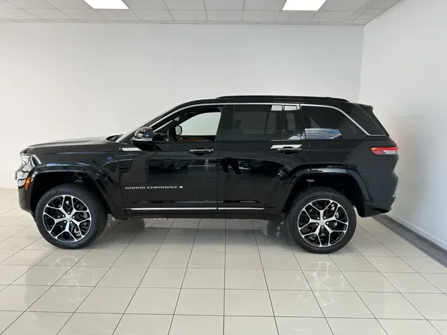 Jeep Grand Cherokee 2025 photo 4