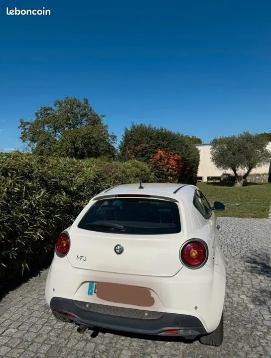 Alfa Romeo Mito 2015 photo 2