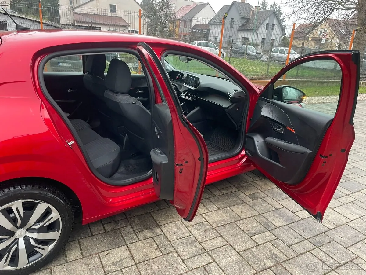 Peugeot 208 2023 photo 5