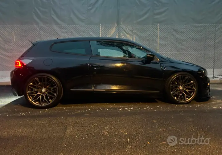 Volkswagen Scirocco 2010 photo 3